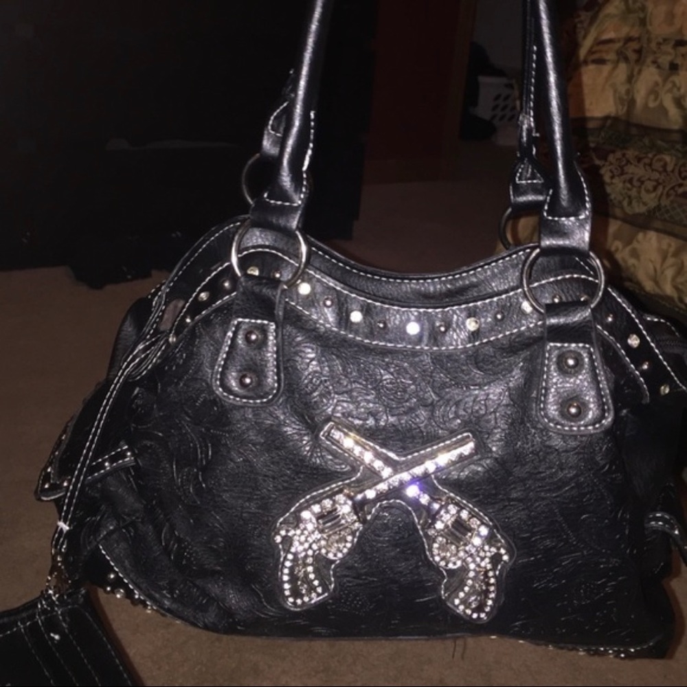 •ISO this yesir pistol purse•